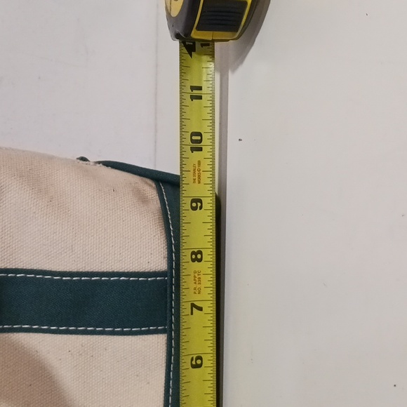 L.L .Bean Insulated Bag cream and green - Picture 10 of 12